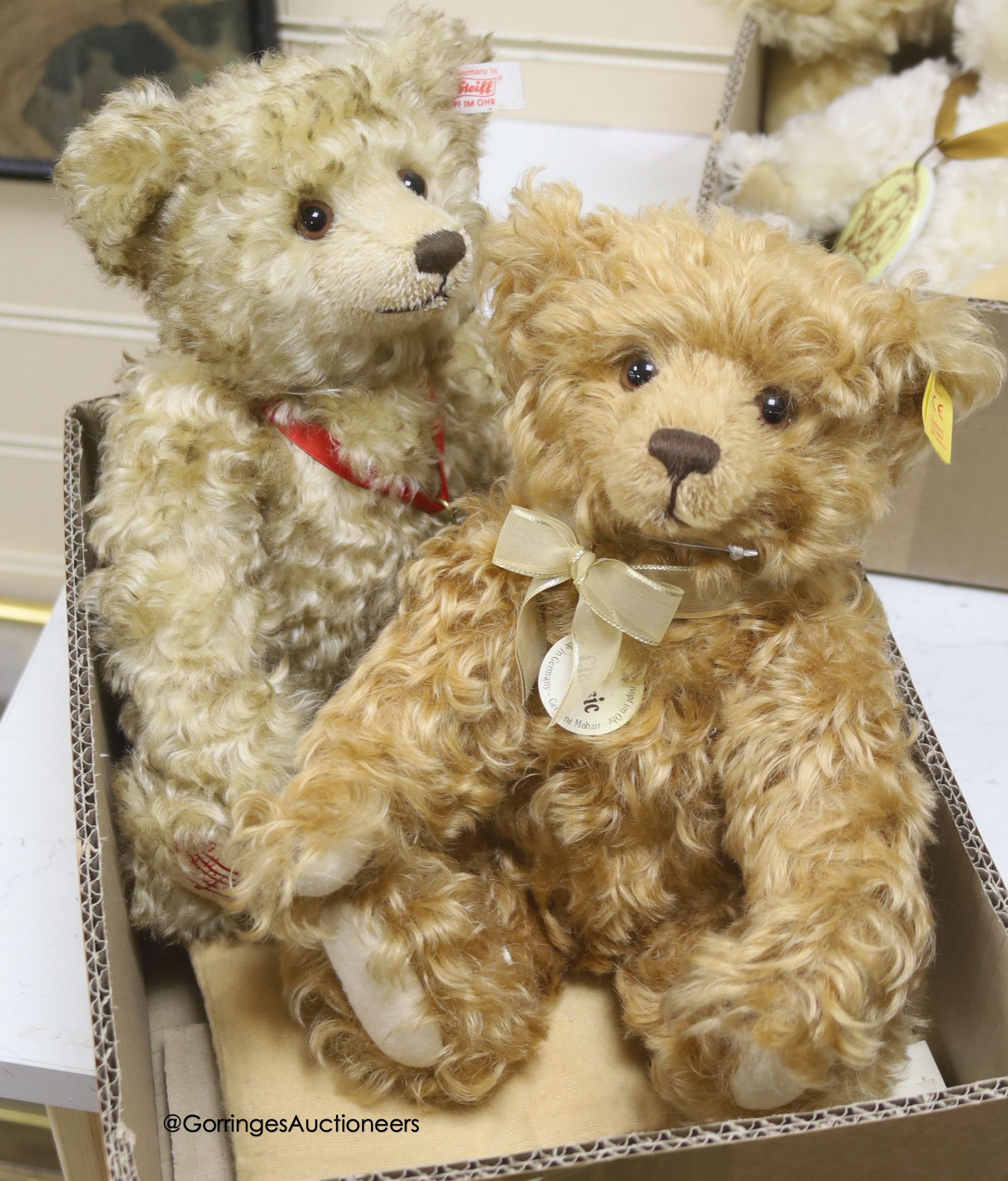 A Steiff Heidelberg bear with bag together with a Classic Teddy